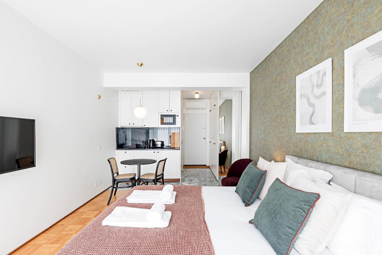 Ceuta Studio Apartments By Lovelystay Porto Eksteriør bilde