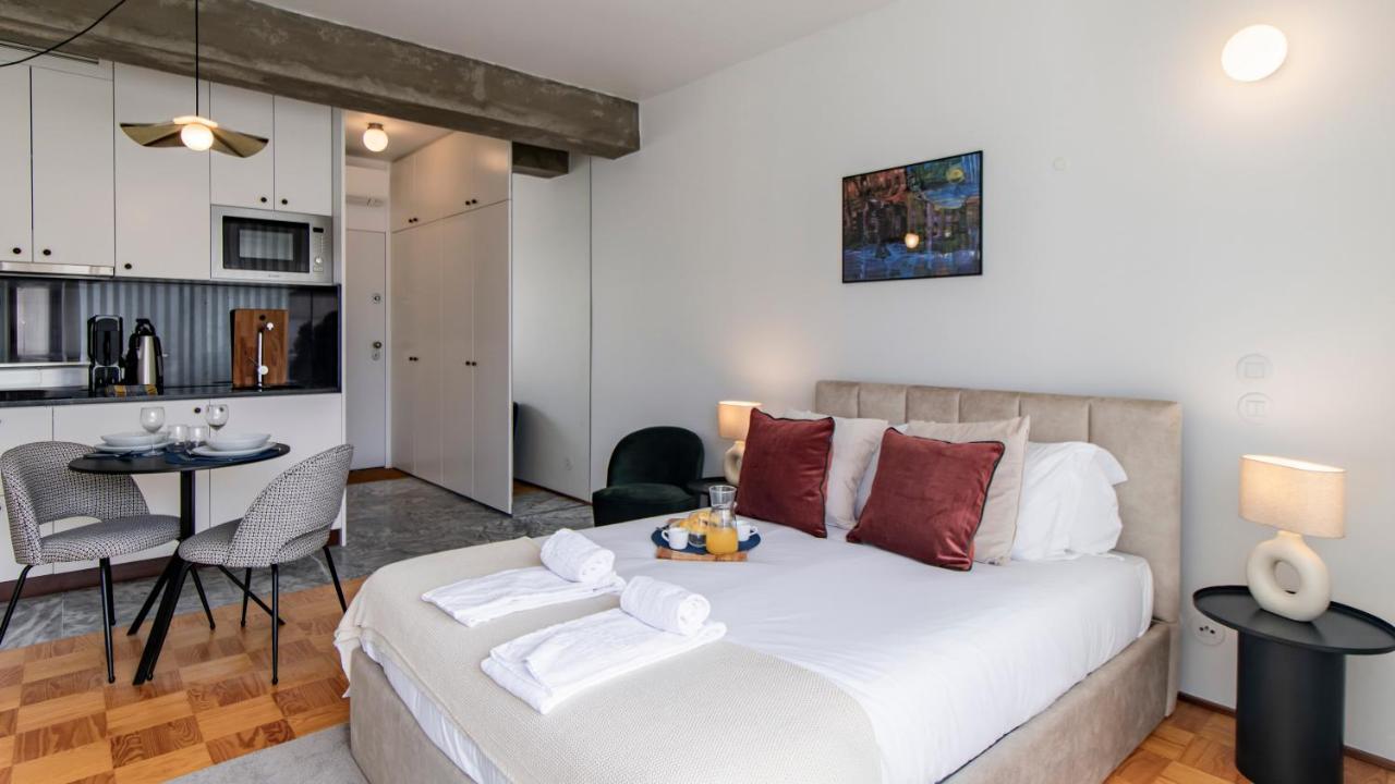 Ceuta Studio Apartments By Lovelystay Porto Eksteriør bilde