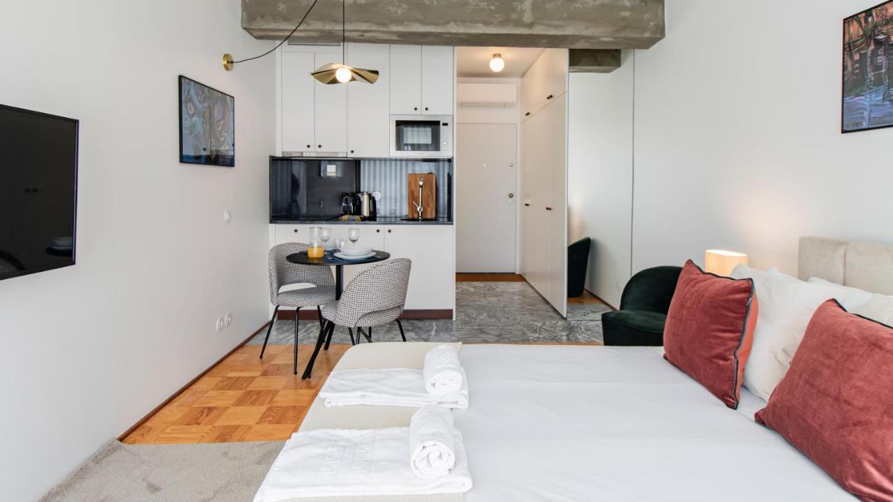 Ceuta Studio Apartments By Lovelystay Porto Eksteriør bilde